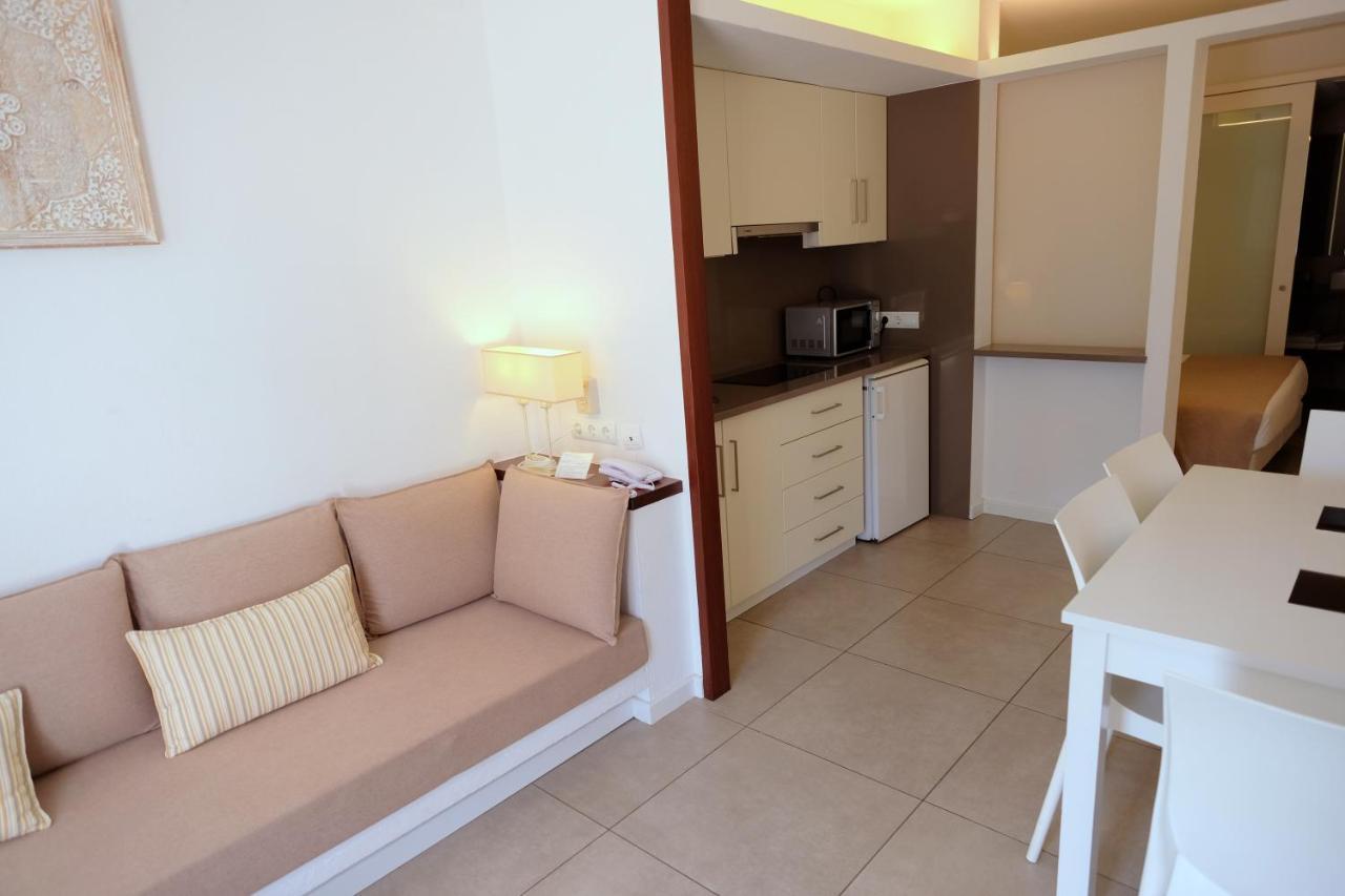 Hotel Calina Cadaques Exterior photo