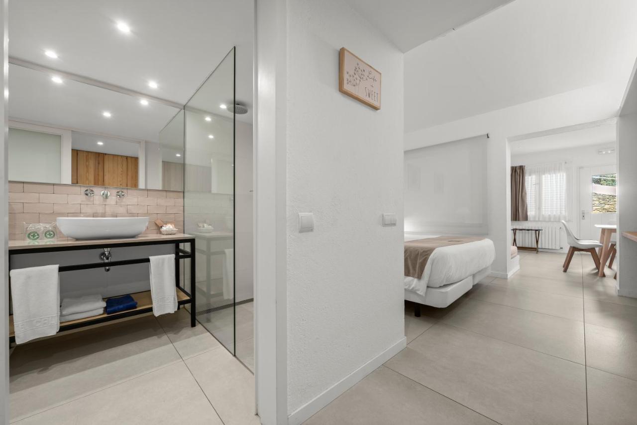 Hotel Calina Cadaques Exterior photo