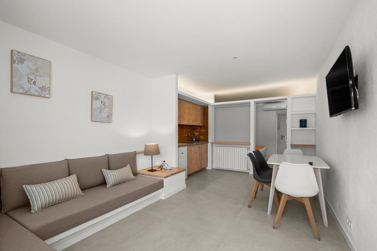 Hotel Calina Cadaques Exterior photo