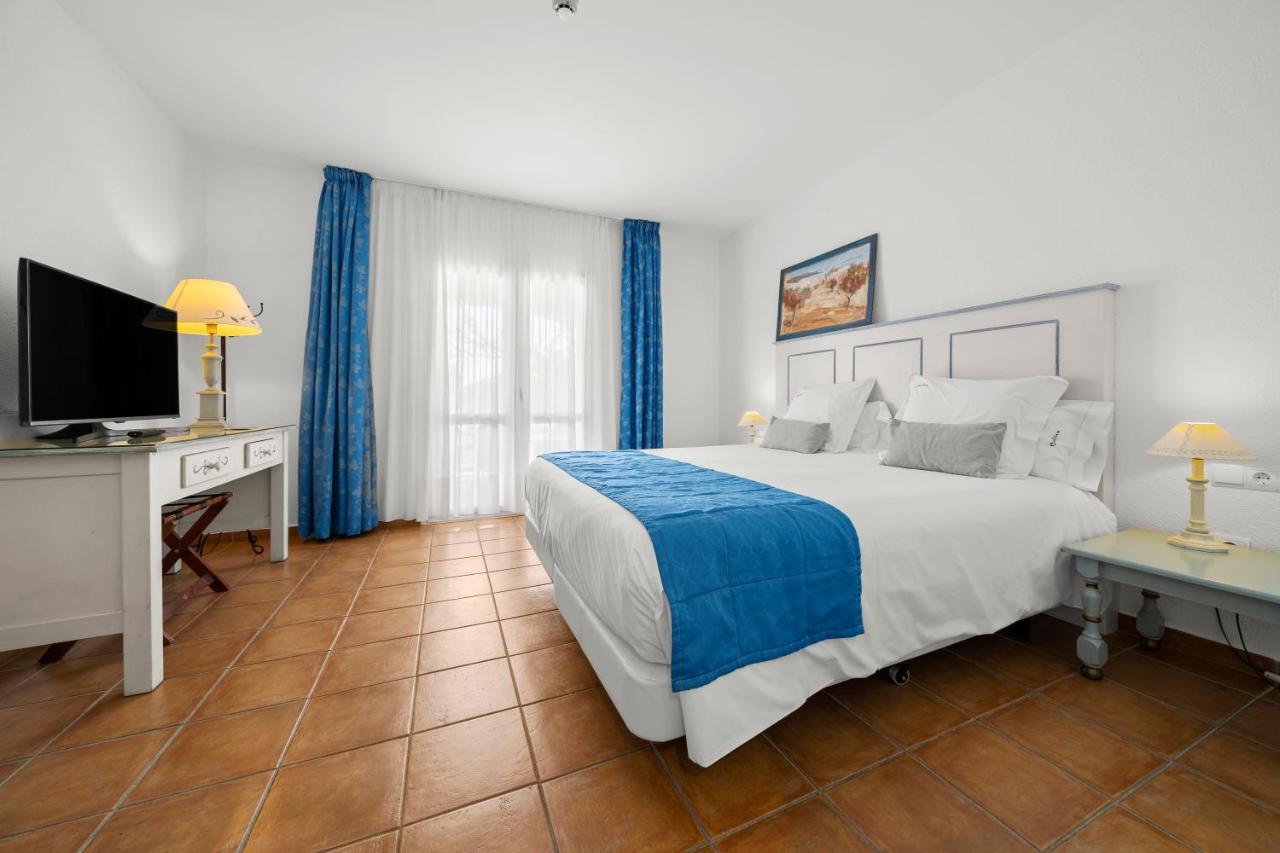 Hotel Calina Cadaques Exterior photo