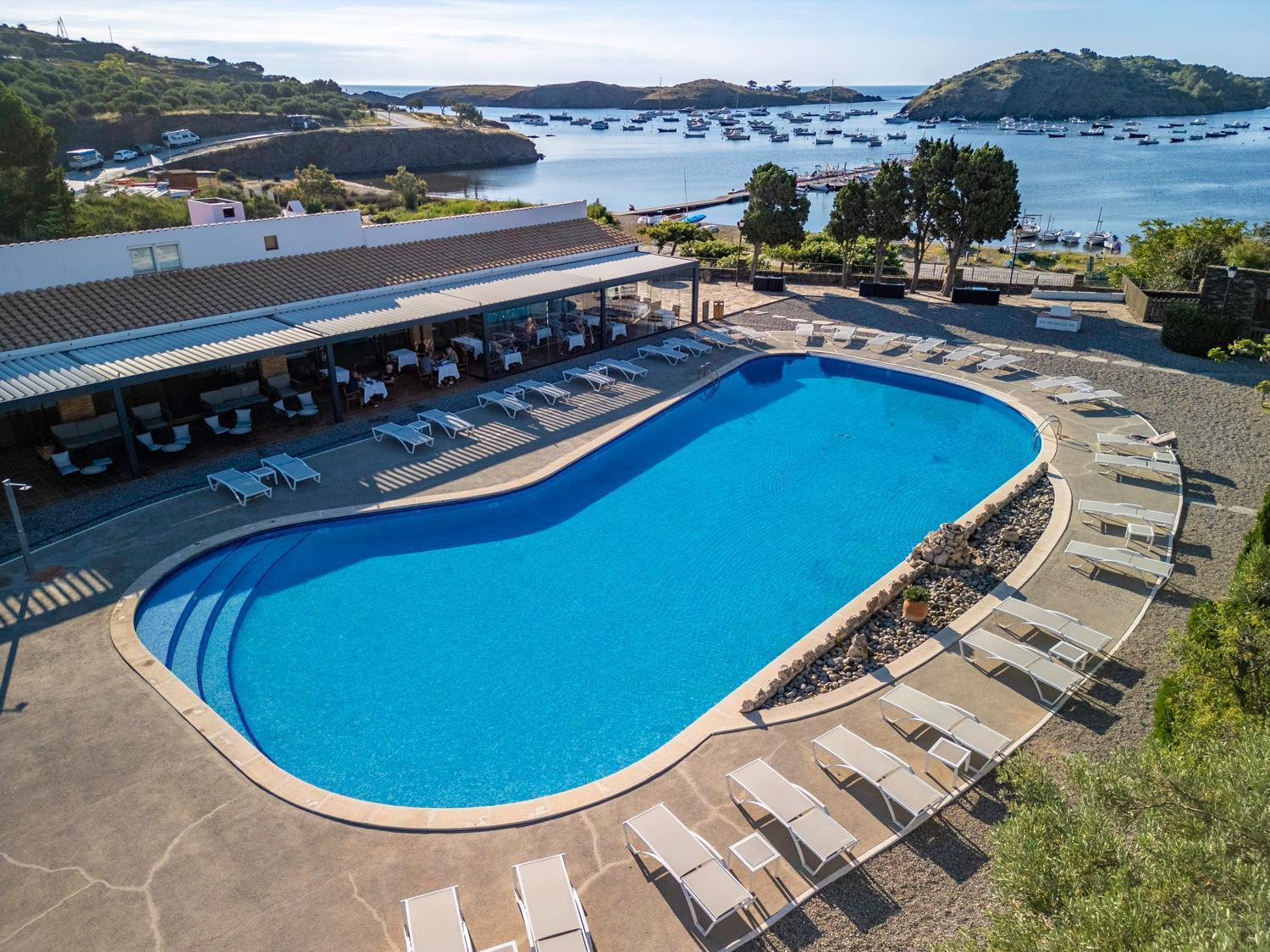 Hotel Calina Cadaques Exterior photo