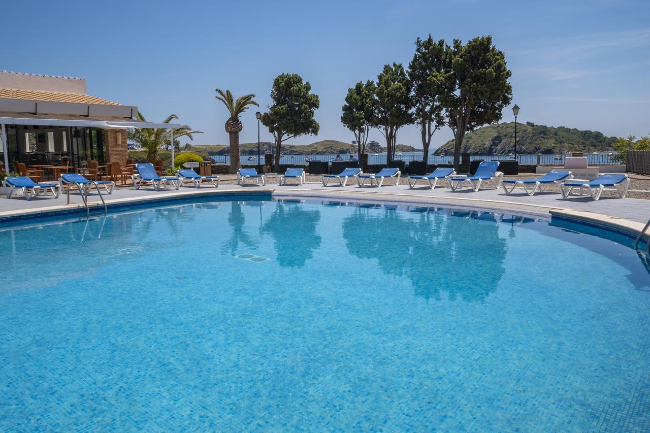 Hotel Calina Cadaques Exterior photo
